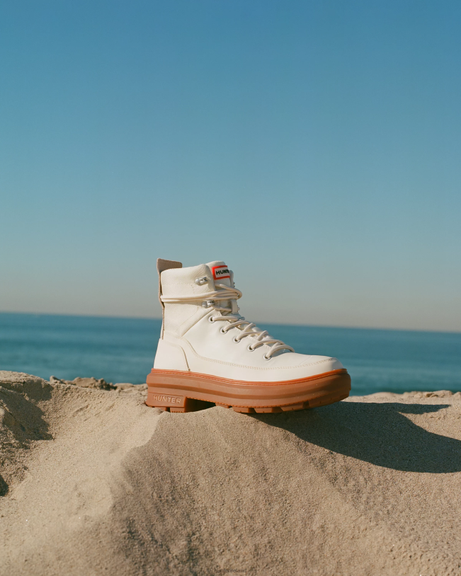 Hunter Women PF0RJ254 Rebel Explorer Leather Commando Boots