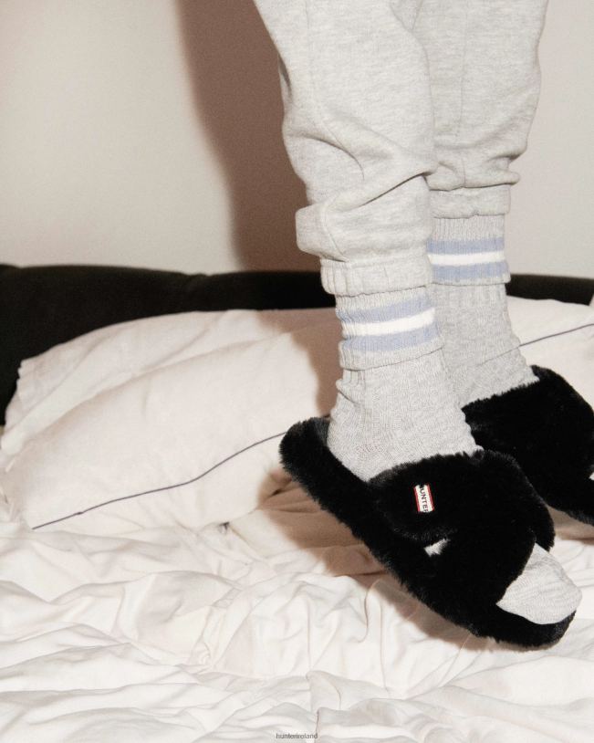 Hunter Women PF0RJ324 Faux Fur Flatform Crossover Slide